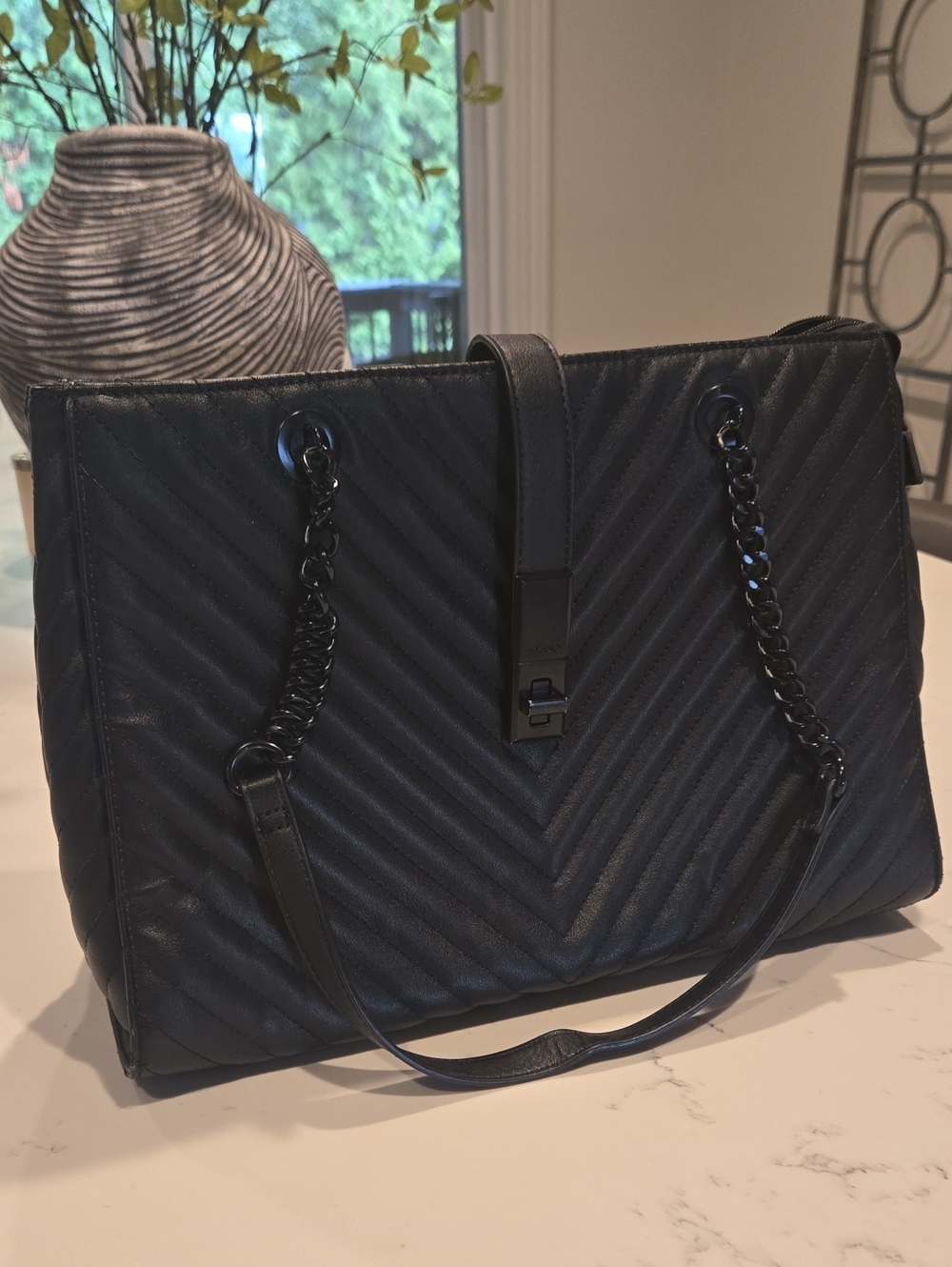 Aldo Black Quilted Chain-Handle Tote Bag